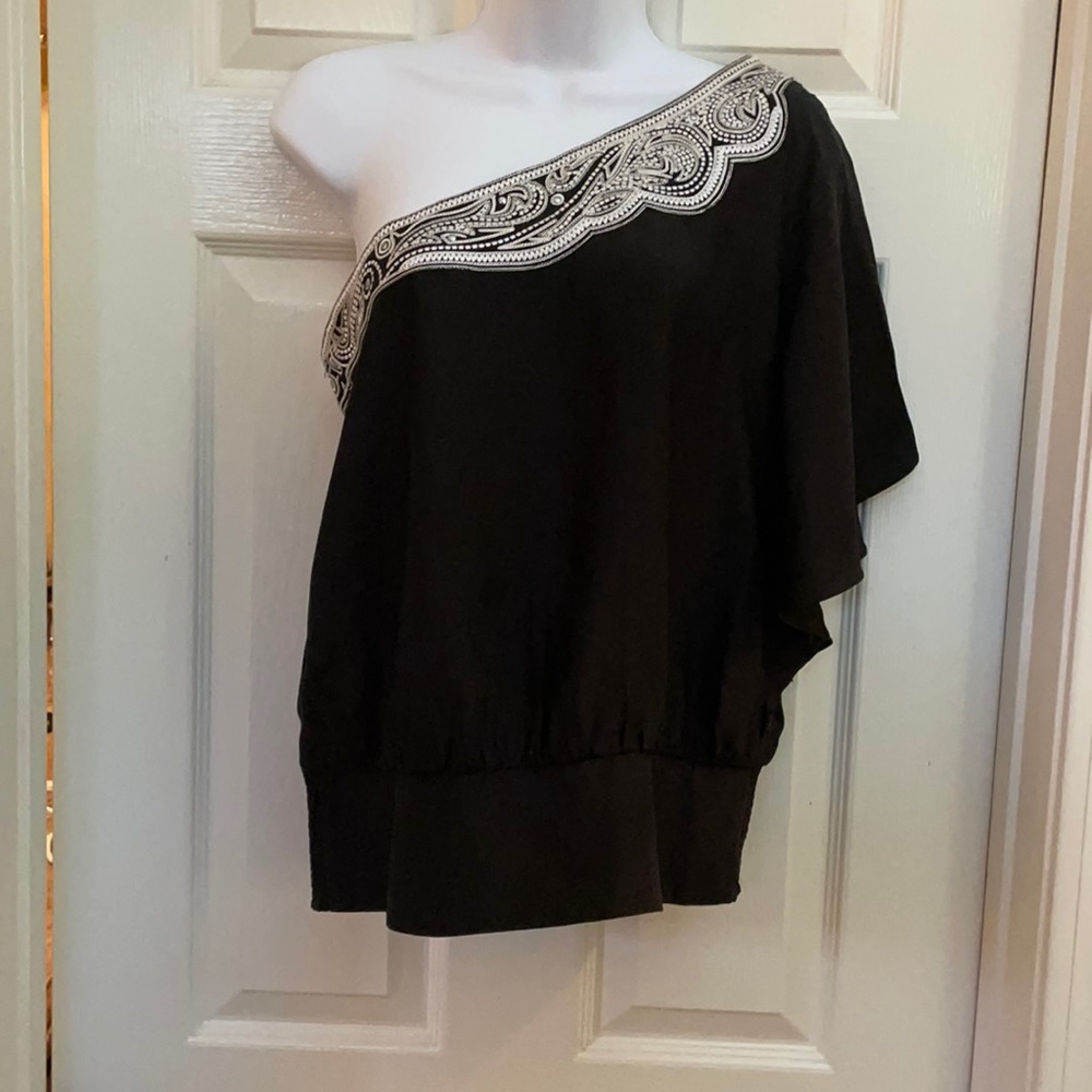One shoulder silk blouse with embroidered stitching with studded embellishments